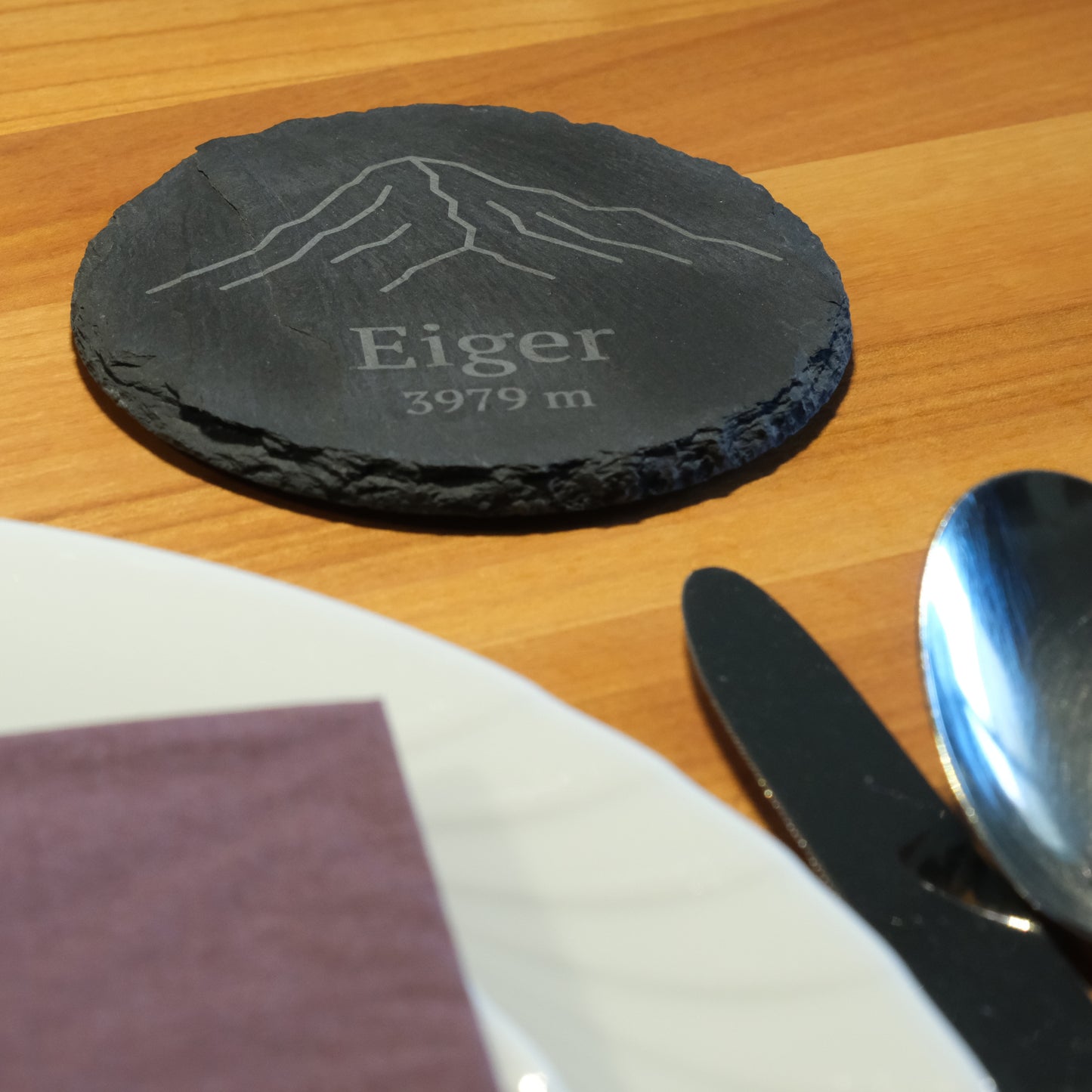 Lasergravierter Schieferuntersetzer "Eiger"