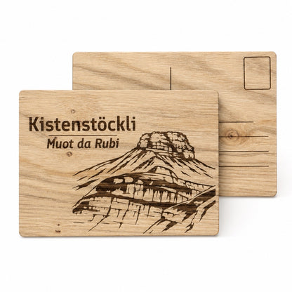 Personalisierbare Holzpostkarte mit individueller Botschaft aus echtem Holz, gefertigt von bergbueb.ch.